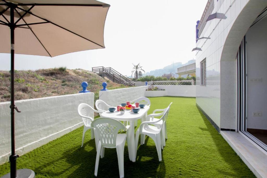 Apartamento A Pie De Playa กูลเญรา ภายนอก รูปภาพ